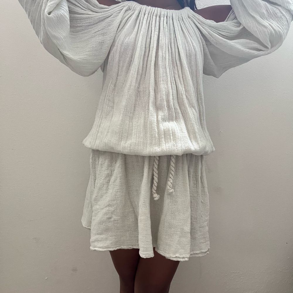 Jen’s Pirate Booty Cold Shoulder Tunic